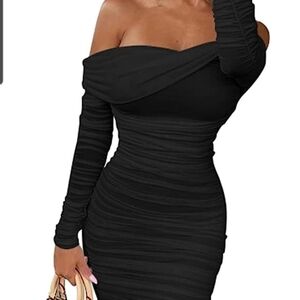 Black elegant bodycon dress